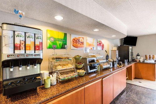 Quality Inn & Suites Mississauga image 2